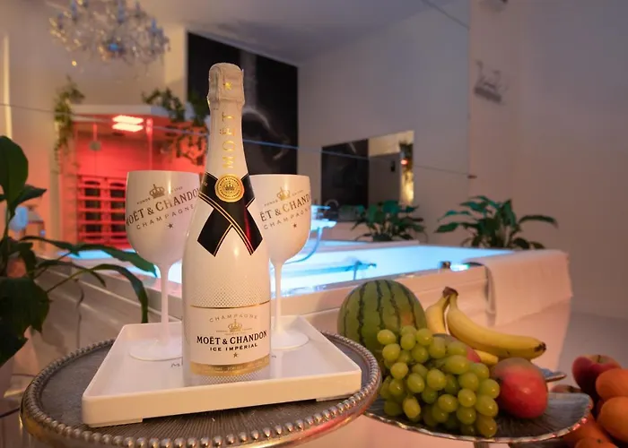 Apartament Sensual Sauna&Jacuzzi Poznan Stare Miasto