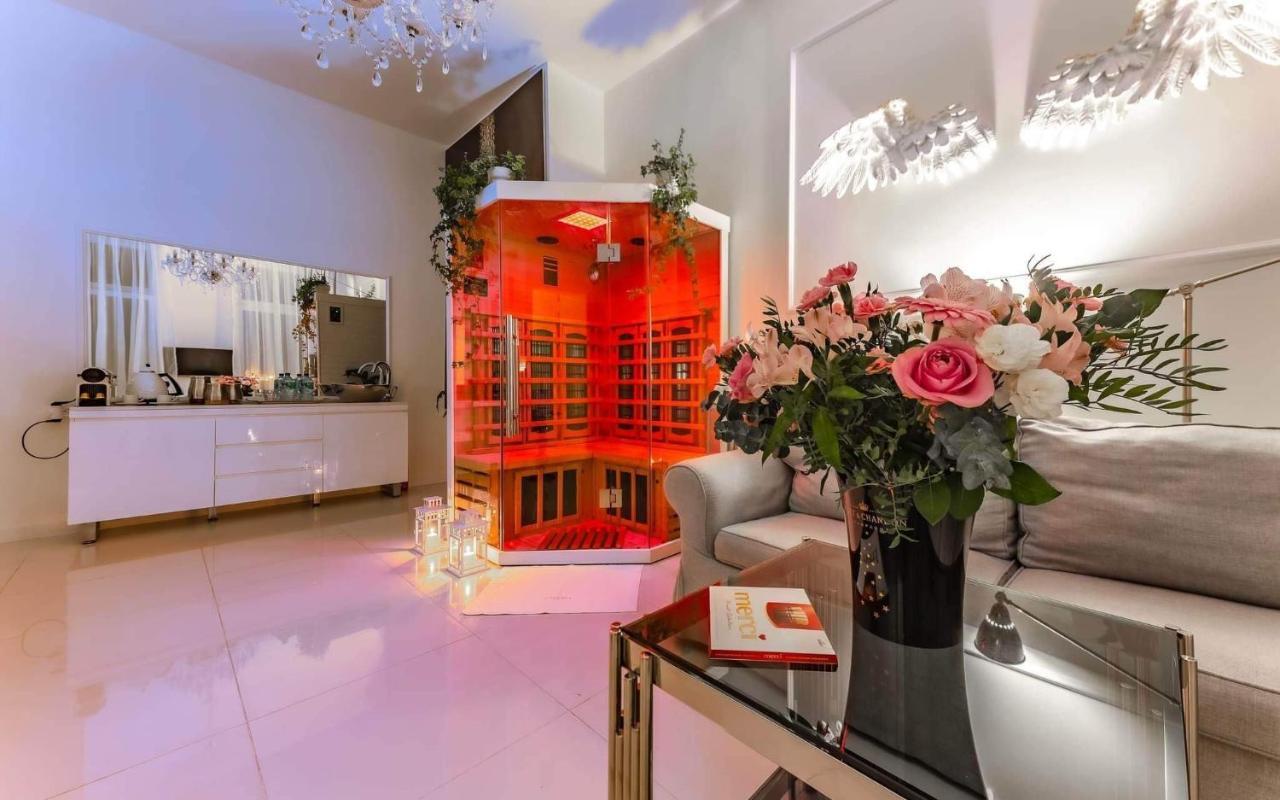Apartment Sensual Sauna&jacuzzi Stare Posen
