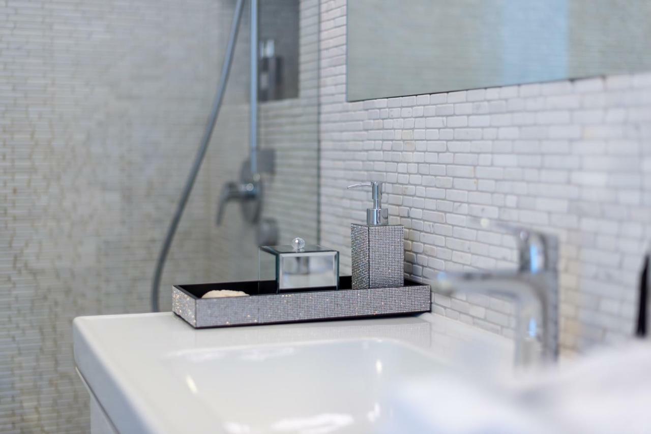 Sensual Sauna&jacuzzi Stare Apartment
